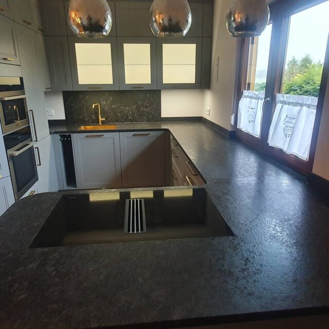 Küchenplatte, Granit Steel Gray, satiniert